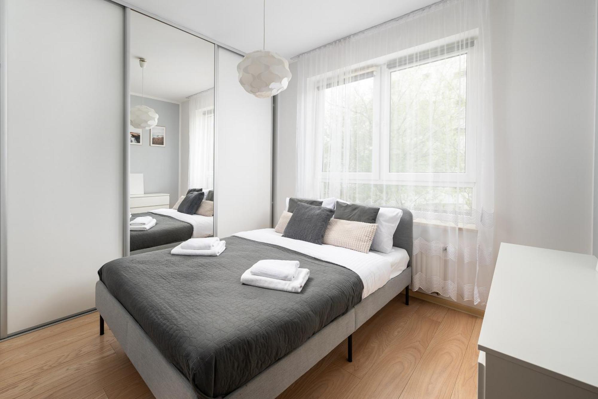 Aleja Krakowska Comfy Apartment Varsovie Extérieur photo